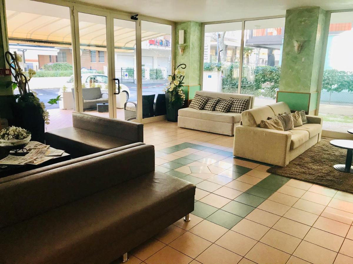 Hotel Aiglon Rimini Zewnętrze zdjęcie